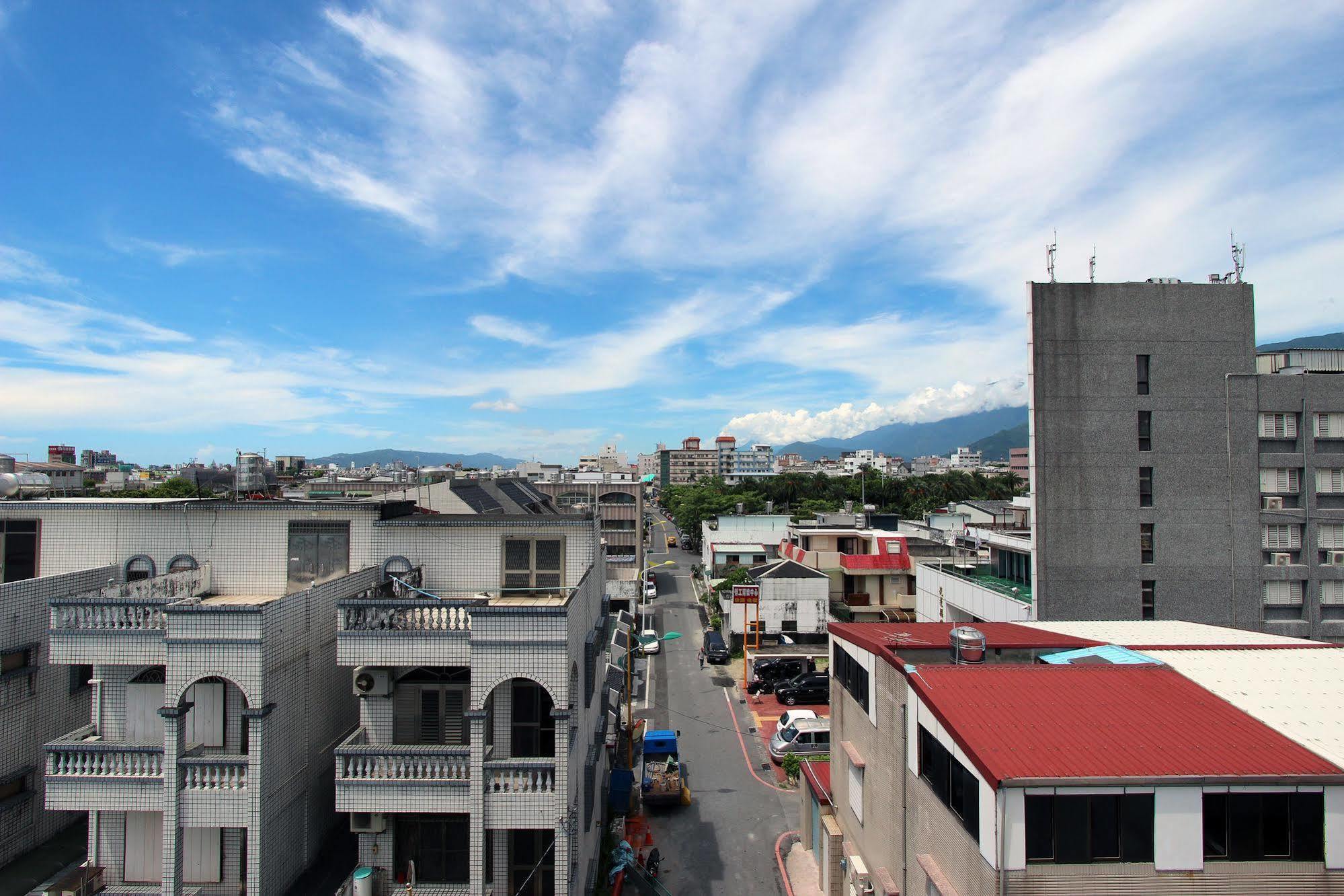 โรงแรมเตาเตาชู เมืองฮวาเหลียน ภายนอก รูปภาพ